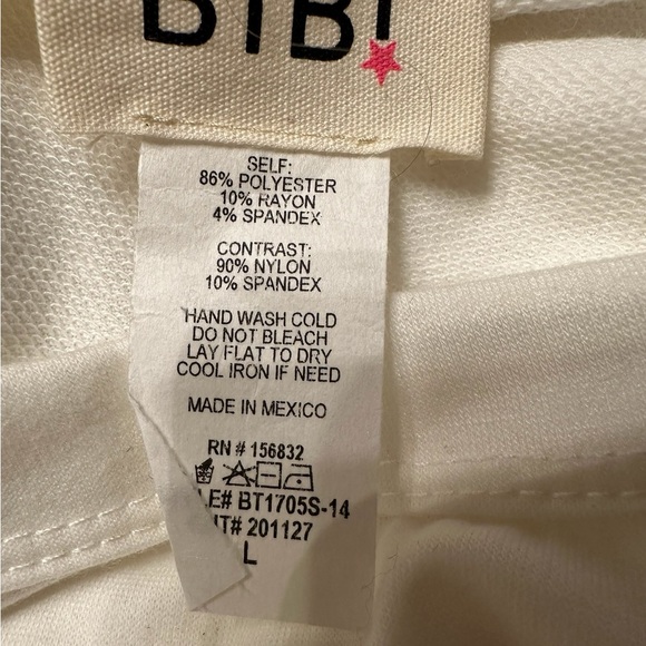 BiBi NWT Lace sleeved shirt size large white with white cotton lace - Picture 4 of 4